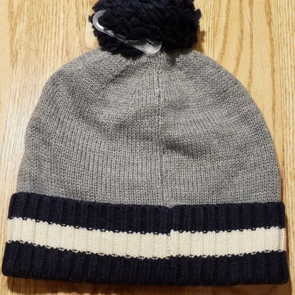 Gap Girls Beanie Hat  Size: Large / XL  Love  Sequins  Brand New with Tags